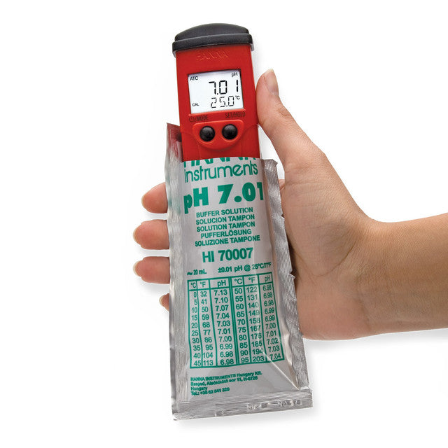 Hanna Instruments pH/Temperature Tester with 0.01 pH Resolution - pHep®5 - HI98128